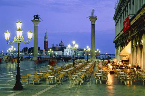 Proposta per Venezia: 
un ticket per combattere 
l'effetto "luna park"