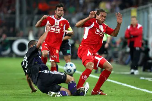 Calcio sotto choc in Belgio 
per una gamba spezzata