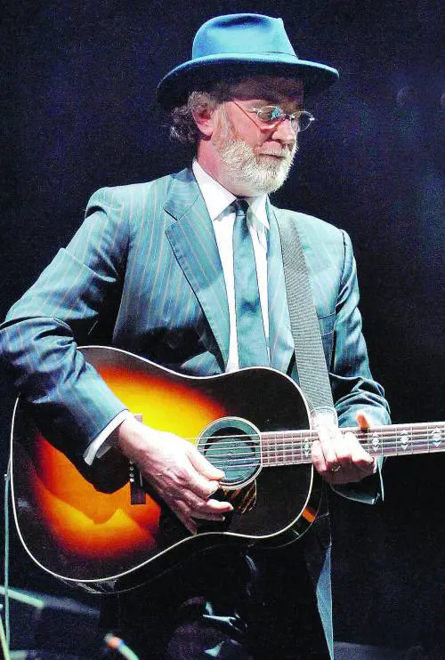 Torna De Gregori  Emozioni  sotto il tendone