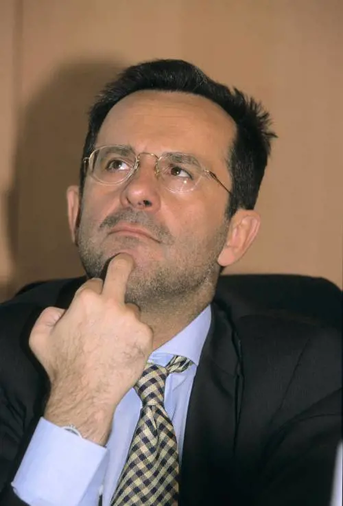 Boffo difesa disperata: "Le 10 falsità su di me" 
Ecco la verità: lo steward e la ragazza molestata