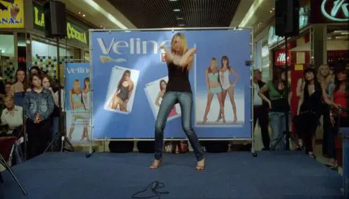 La bomba "Videocracy" è solo un petardo con Corona e Lele Mora