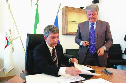 Pugliagate: amicizie, poltrone, parcelle d’oro 
La scalata dell’avvocatessa sexy