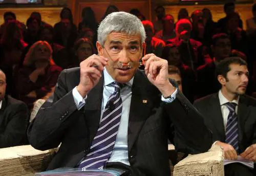 Anche Casini prova a salire sul carro anti Cav