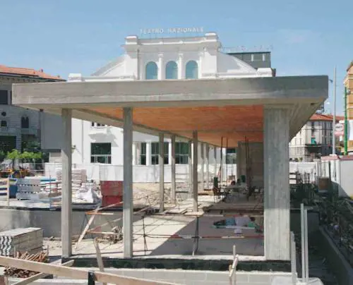 Riapre il Nazionale ma non si vede più