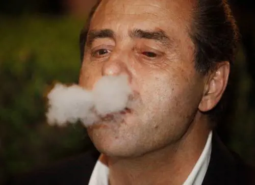 Rimborsi elettorali all'Idv: 
Di Pietro sotto inchiesta