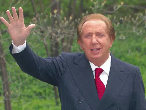 Ci lascia Mike, il campione della tv italiana