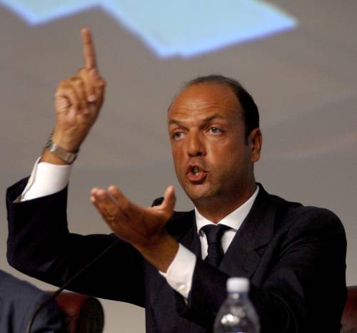 Processi di mafia, Alfano: "Far luce sulla verità" 
Schifani avverte: "No a pm con teoremi politici"