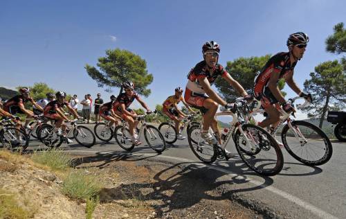 Vuelta: tappa a Hesjedal, Valverde resiste, bene Cunego e Basso