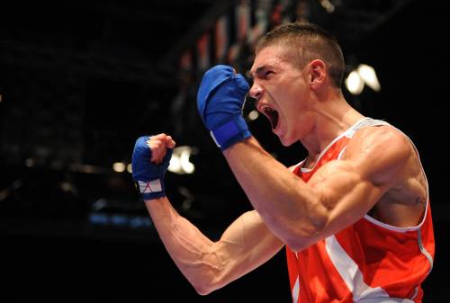 Boxe, Valentino d'oro 
nel mondiale pesi leggeri