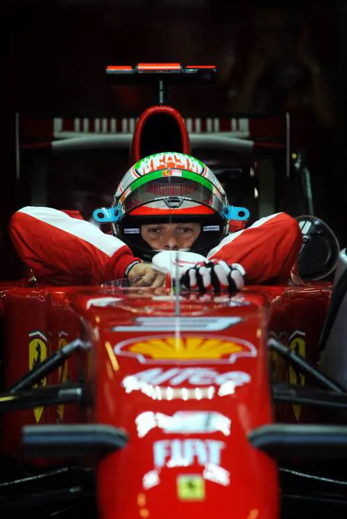 Fisico sulla macchina sbagliata 
Force India seconda, lui indietro