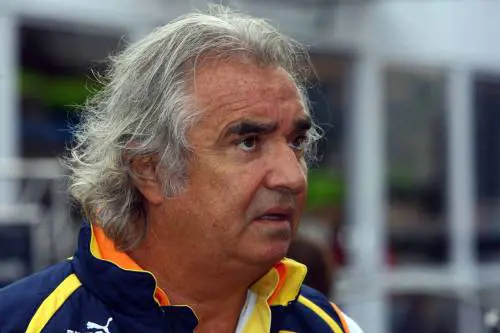 Il giallo Briatore?  
Vendetta di Mosley