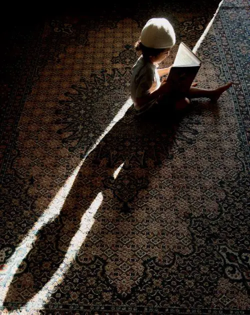 La lingua del Corano inganna i musulmani