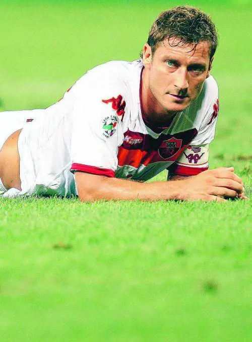 Ranieri striglia Totti: «Cerca di cambiare  il modo di giocare»