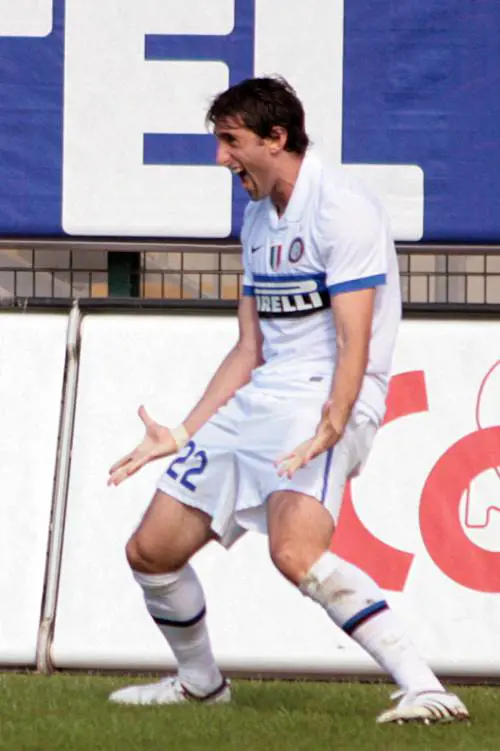 Milito, rimonta in 5 minuti. Solo l’arbitro ferma Mourinho