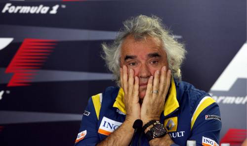 F1, Briatore radiato 
La Renault non paga