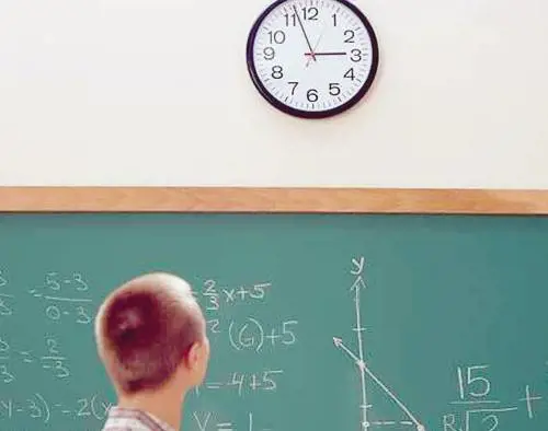 Giovani e lavoro: piano con 6 priorità 