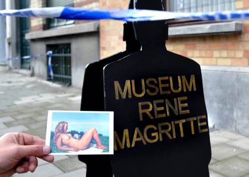 Colpo grosso a Bruxelles 
Rubata tela di Magritte
