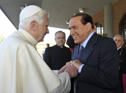 Berlusconi incontra Benedetto XVI: 
un appuntamento al volo a Ciampino