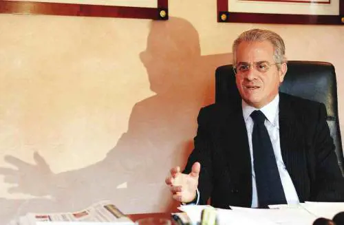 Scajola: "Su Santoro inchiesta dovuta 
Non ha la licenza di insultare"