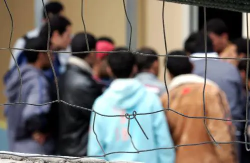 La Iervolino regala 400mila euro per pagare l’affitto ai clandestini
