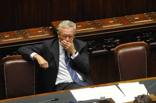 Tremonti alle banche: 
"State preparando 
un'altra crisi"