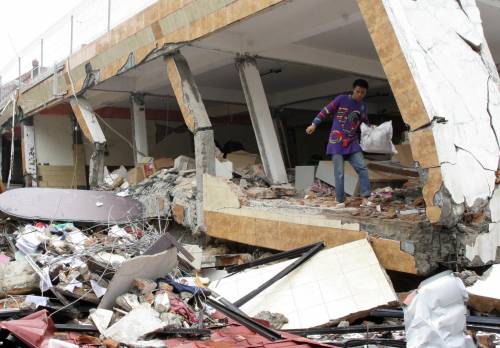 Terremoto a Sumatra: 
"Oltre 1.100 vittime"