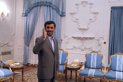 Iran atomico: parole tante, risultati pochi