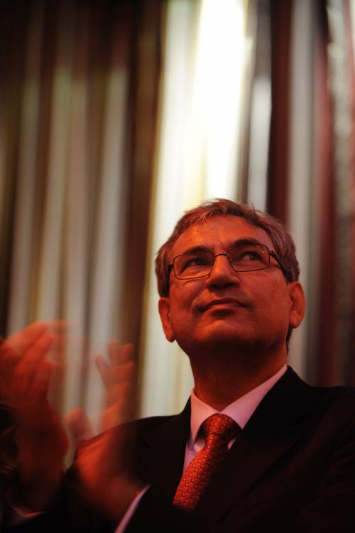 Il nobel Pamuk sommerso dalle richieste danni