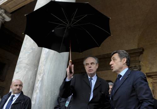 "Il ministro è pedofilo": 
è bufera su Mitterrand, 
Sarkozy in imbarazzo