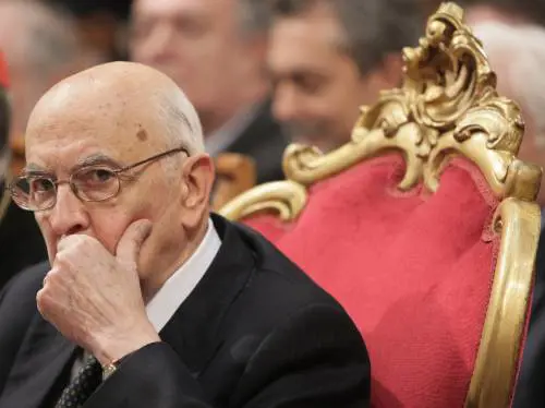 Napolitano salta i funerali per non incontrare Berlusconi