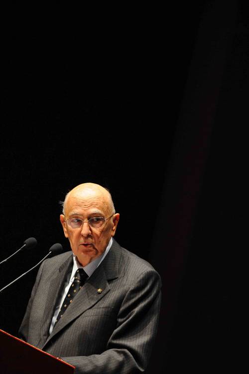 Napolitano: rispettare pluralismo in tv pubblica