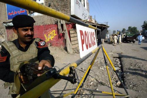Pakistan, avanti offensiva 
antitalebani in Waziristan 
oltre 100mila civili in fuga