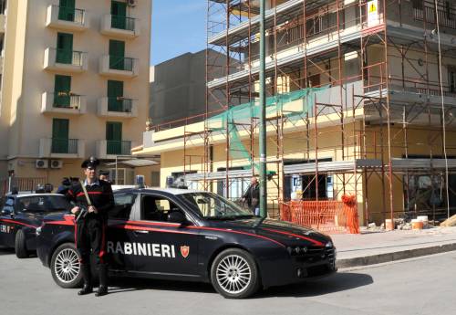 Ragusa, difende cassiera 
picchiato disabile: è grave