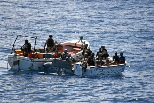 Pirati somali, aumentano gli assalti alle navi 