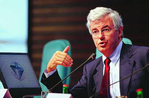 Unicredit va verso laumento ma lestero pesa sui margini