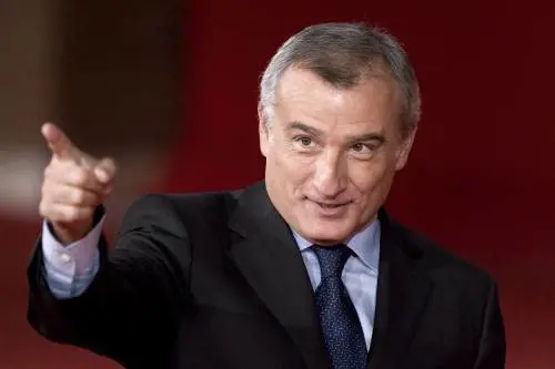 Marrazzo, ora la sinistra cade sul sesso 
Festino con trans e coca: ecco i verbali