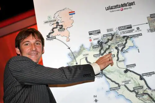 Ciclismo, ecco il Giro del centenario