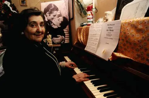 Funerali di Stato e Famedio: 
così Milano celebra Alda Merini