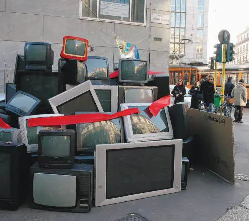 Canone, la Rai attacca. Ecco come difendersi