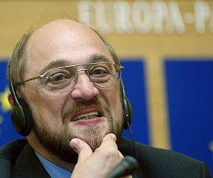 Ue, Frattini contro Schulz: "Racconta solo bugie"