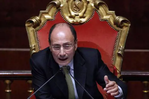 Minacce di morte a Schifani: rafforzata la scorta
