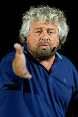 Beppe Grillo: clonato il blog