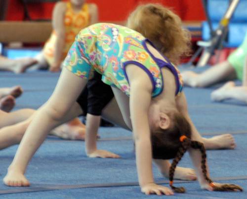 Scuola, alle elementari 
è in arrivo l'ora 
dedicata alla ginnastica