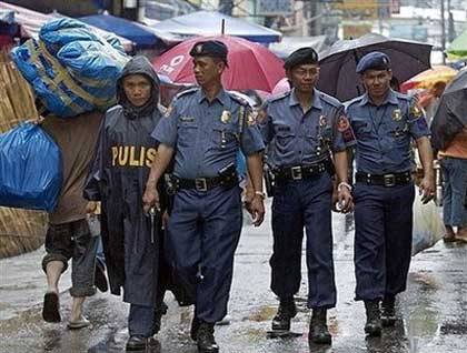 Filippine, 65 civili 
rapiti dai ribelli