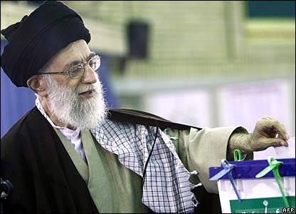 Iran, Khamenei: "L'opposizione sarà eliminata"