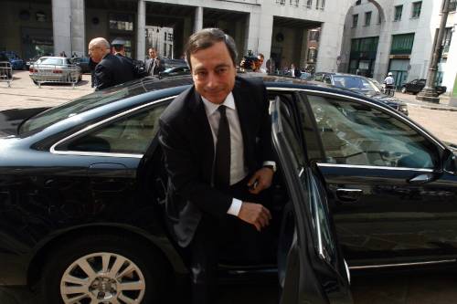 Lavoro, Draghi: "Rivedere gli ammortizzatori"