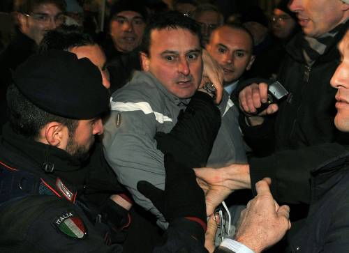 Nella cella dell’aggressore: "Mi faranno tornare a casa?"
