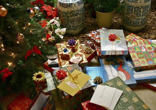 Natale, 5milioni di doni 
subito riciclati su Ebay