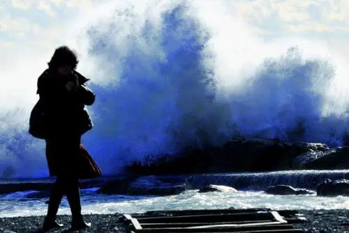 Dopo neve, gelo e pioggia Liguria ko per la mareggiata