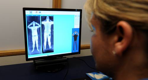 "Body scanner in tre aeroporti entro aprile"